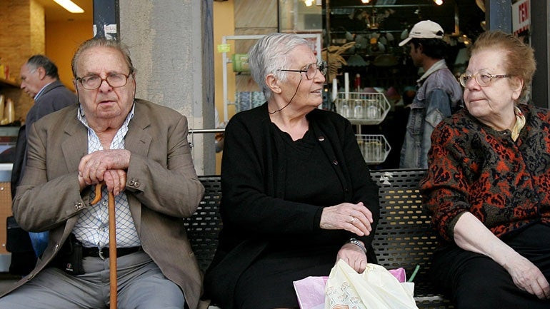 Με τις συντάξεις Δεκεμβρίου τα αναδρομικά ύψους 315 εκατ. στους συνταξιούχους- Ποιοι τα δικαιούνται